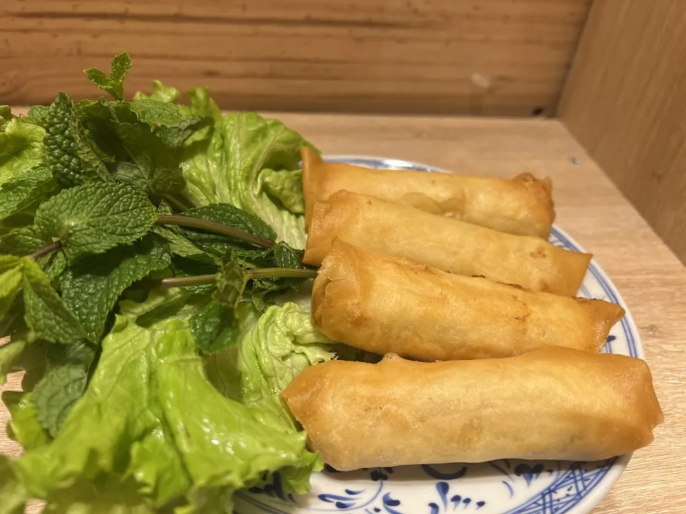 Nems Impériaux Au Poulet